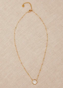 Collier Isis