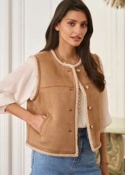 Veste Lyra